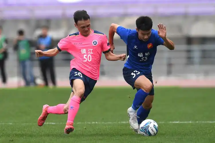 亚冠联赛：横滨水手 VS 广州队